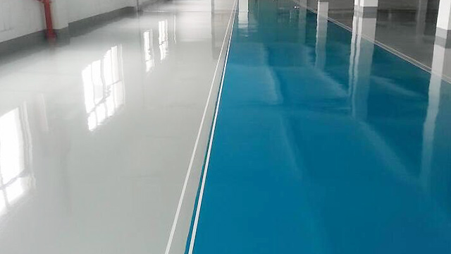 宜邦麗水性環(huán)保地坪材料淺談環(huán)氧地坪如何預(yù)防變色！